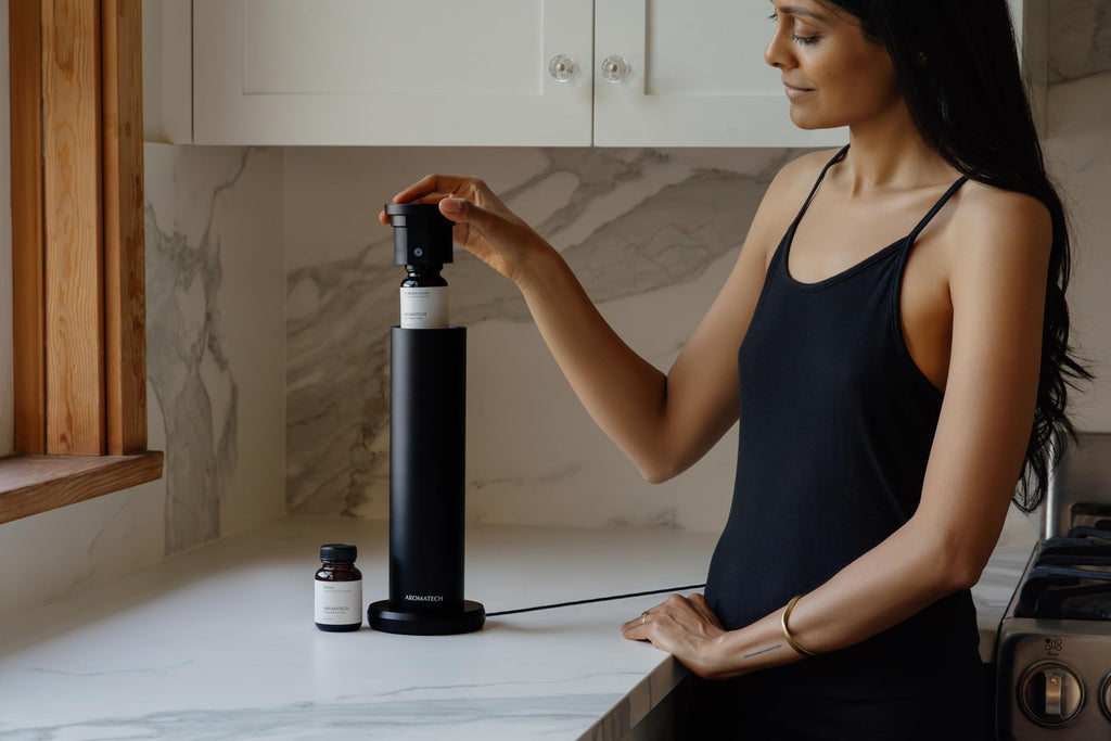 AroMini BT Plus Scent Diffuser with Bluetooth – AromaTech (Black)