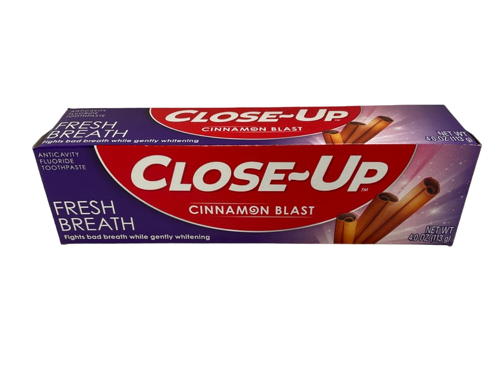 Close-Up Fluoride Toothpaste – Freshening Red Gel, 4 oz (Pack of 12)