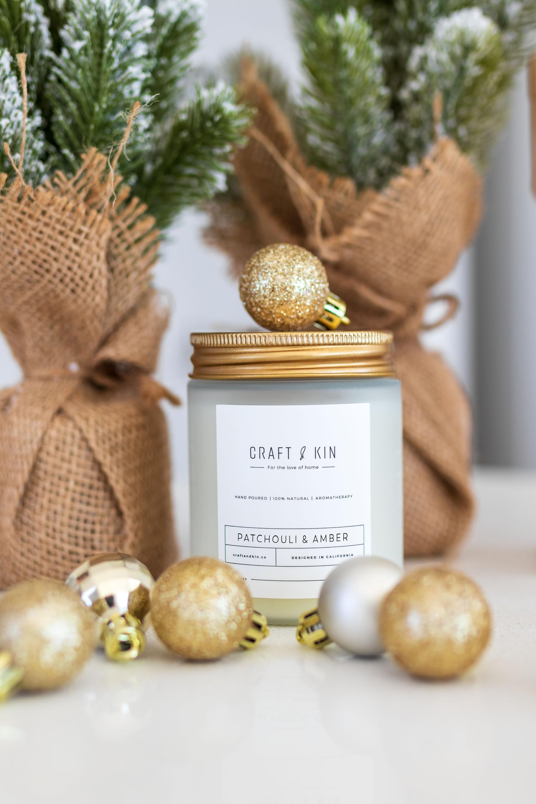 Craft & Kin Patchouli & Amber Christmas Candle — 8 oz, 45-Hour Burn, Natural Soy + Woodwick | Holiday Gifts