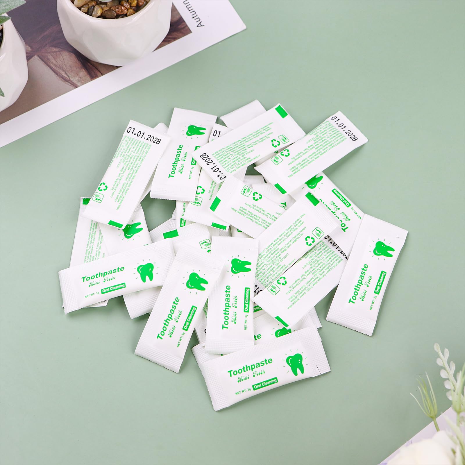 HAIFOTRVA Too Small Travel Size Toothpaste – 200 Pack, 0.105 oz, Mint